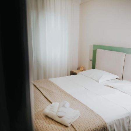 Plana Hotel كازيرتا المظهر الخارجي الصورة