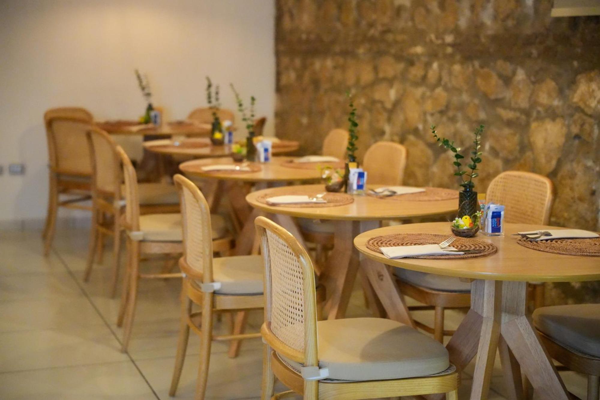 Plana Hotel كازيرتا المظهر الخارجي الصورة