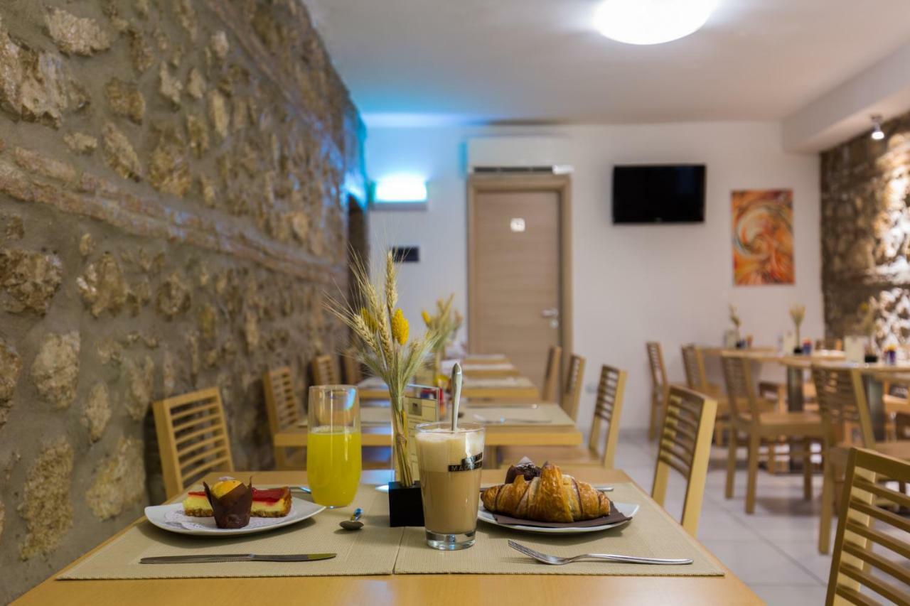 Plana Hotel كازيرتا المظهر الخارجي الصورة